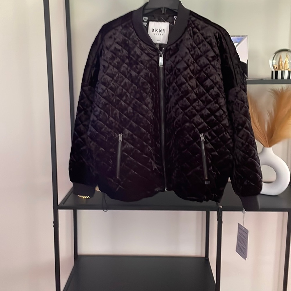 Nice jacket black silk lining
